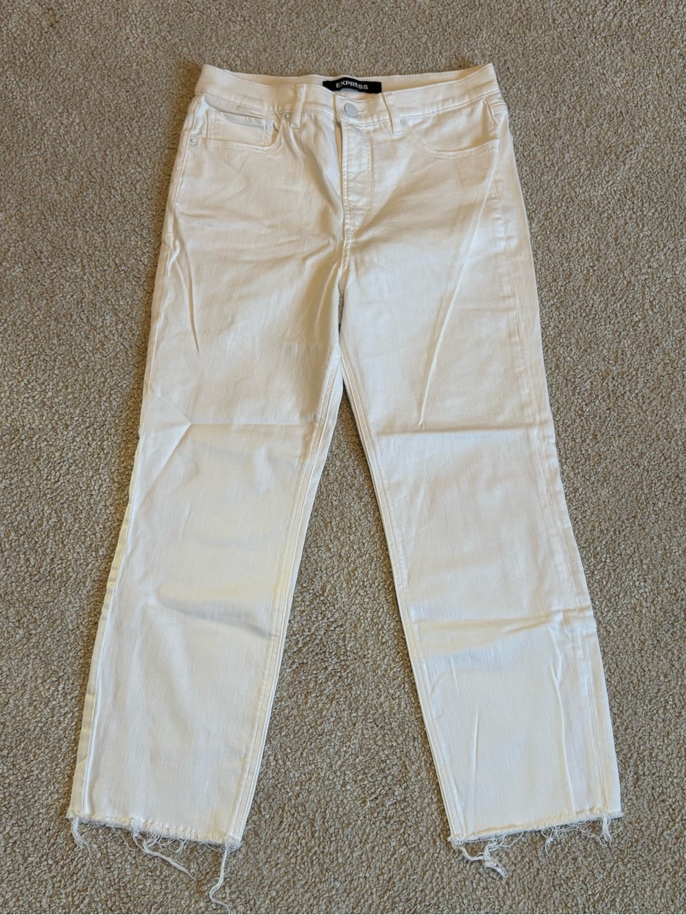 Express white straight leg crop jeans